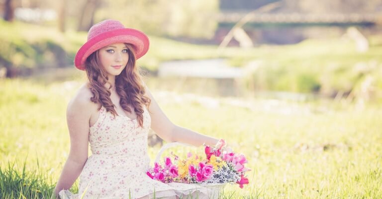 Keep Your Hands Off Your Face To Avoid Wrinkles